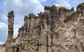 Área Natural Única Los Estoraques